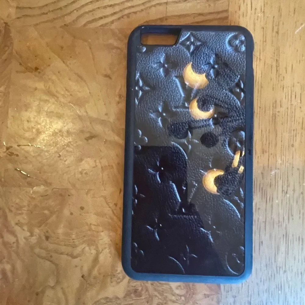 2 i phone 6s plus mobile phone covers!
